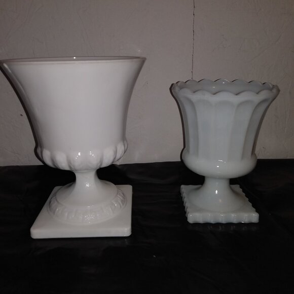 Vintage Milk Glass Vase/ Planters (2 ) - Picture 4 of 11